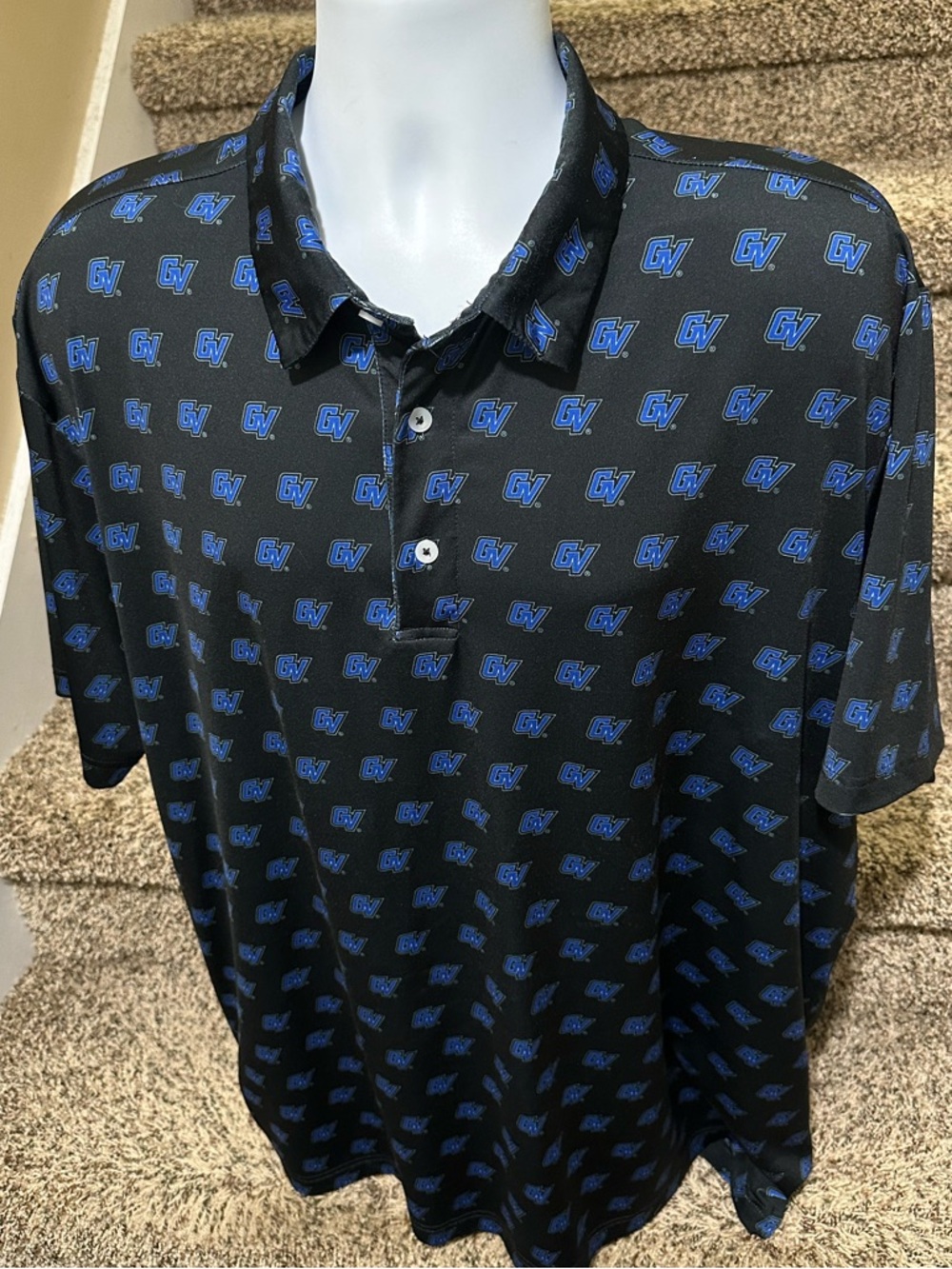 RARE Under Armour *GVSU Grand Valley State University* Loose golf ⛳️ polo shirt